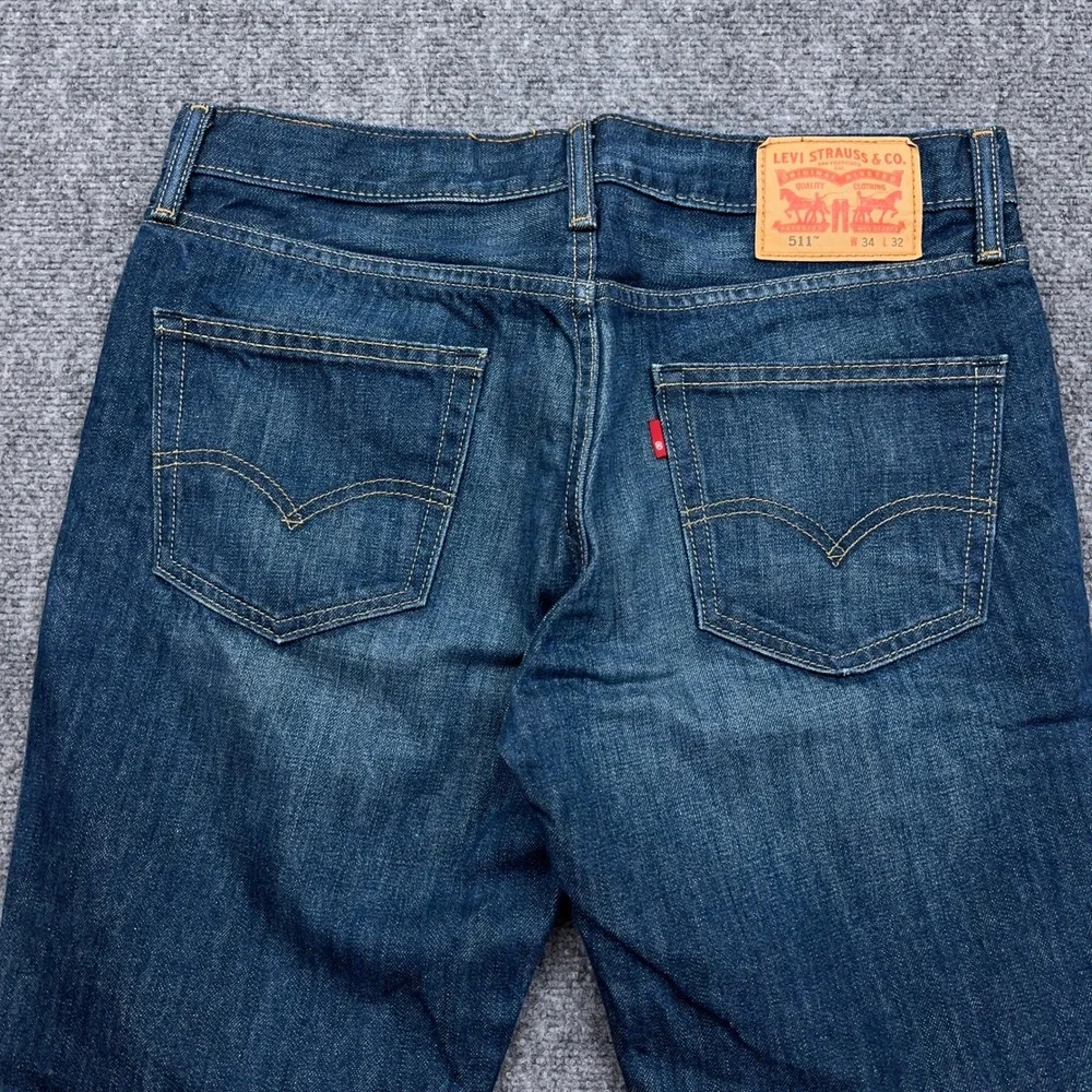 Levis excellent pre